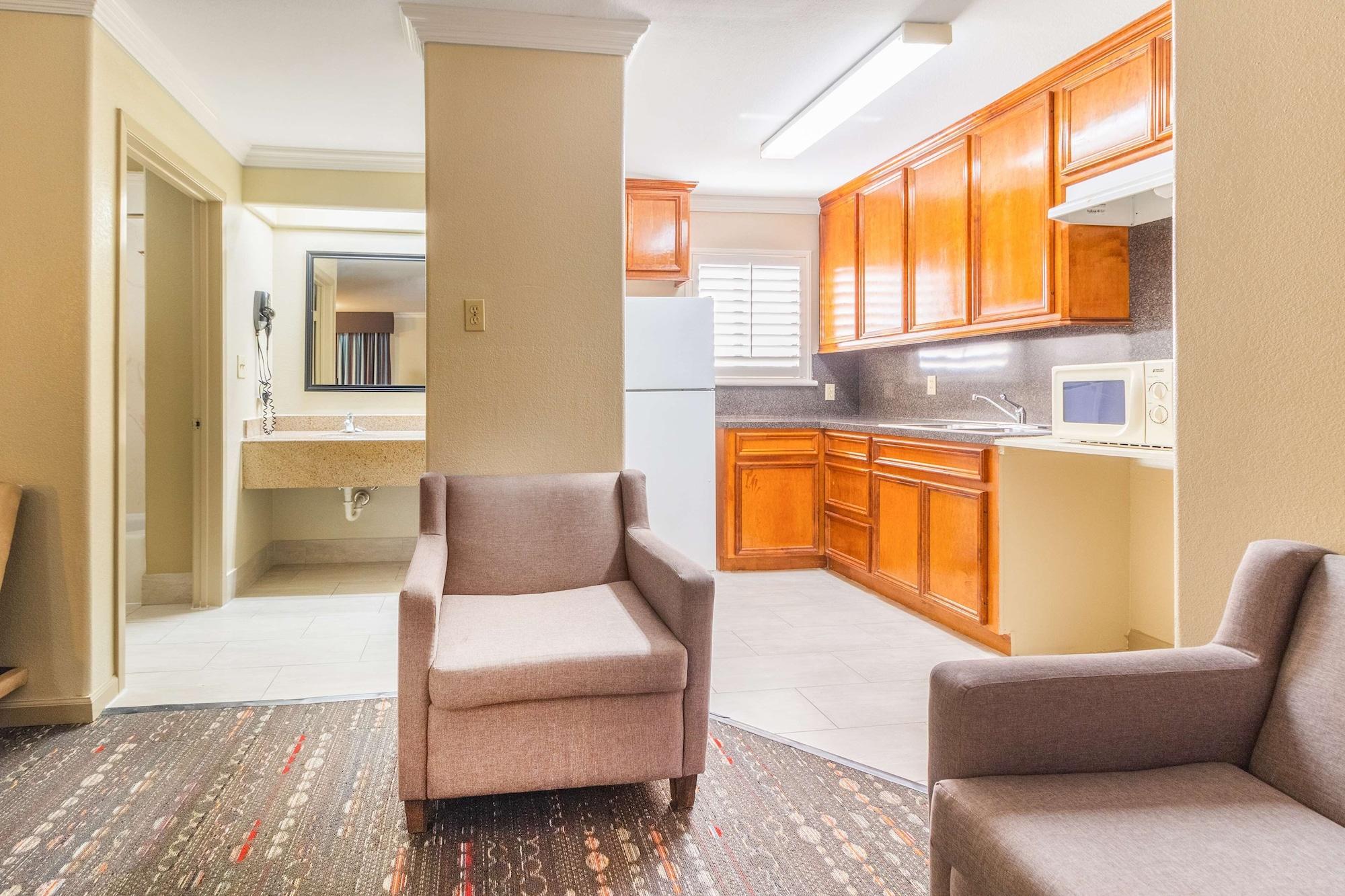 Americas Best Value Inn Houston Heights At I-45 Екстер'єр фото